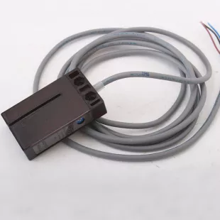 Датчик Fotek SU-02R фото 3